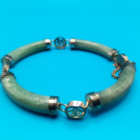 Vintage Asian Green Jade Gold Tone 7" Link Bracelet Safety Chain Push Lock Clasp - Picture 9 of 10